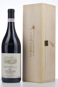 italy-piemonte-wine-barbaresco-vigneto-brich-ronchi-2007